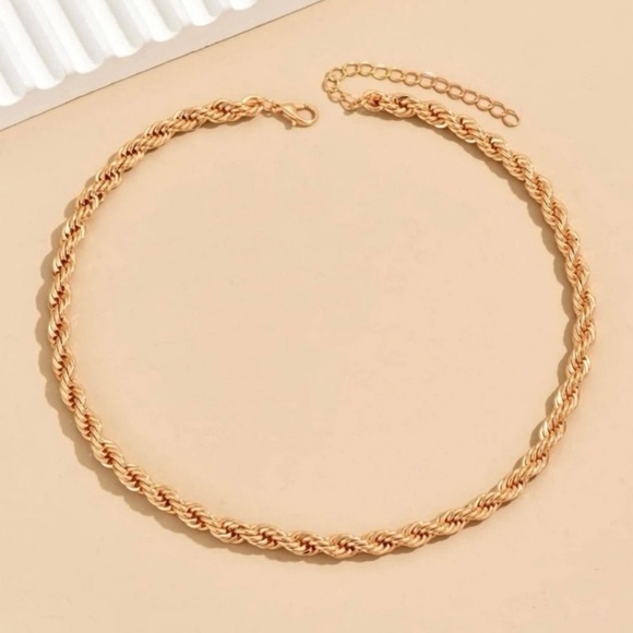 Gold Rope Chain - Picture 3 of 6